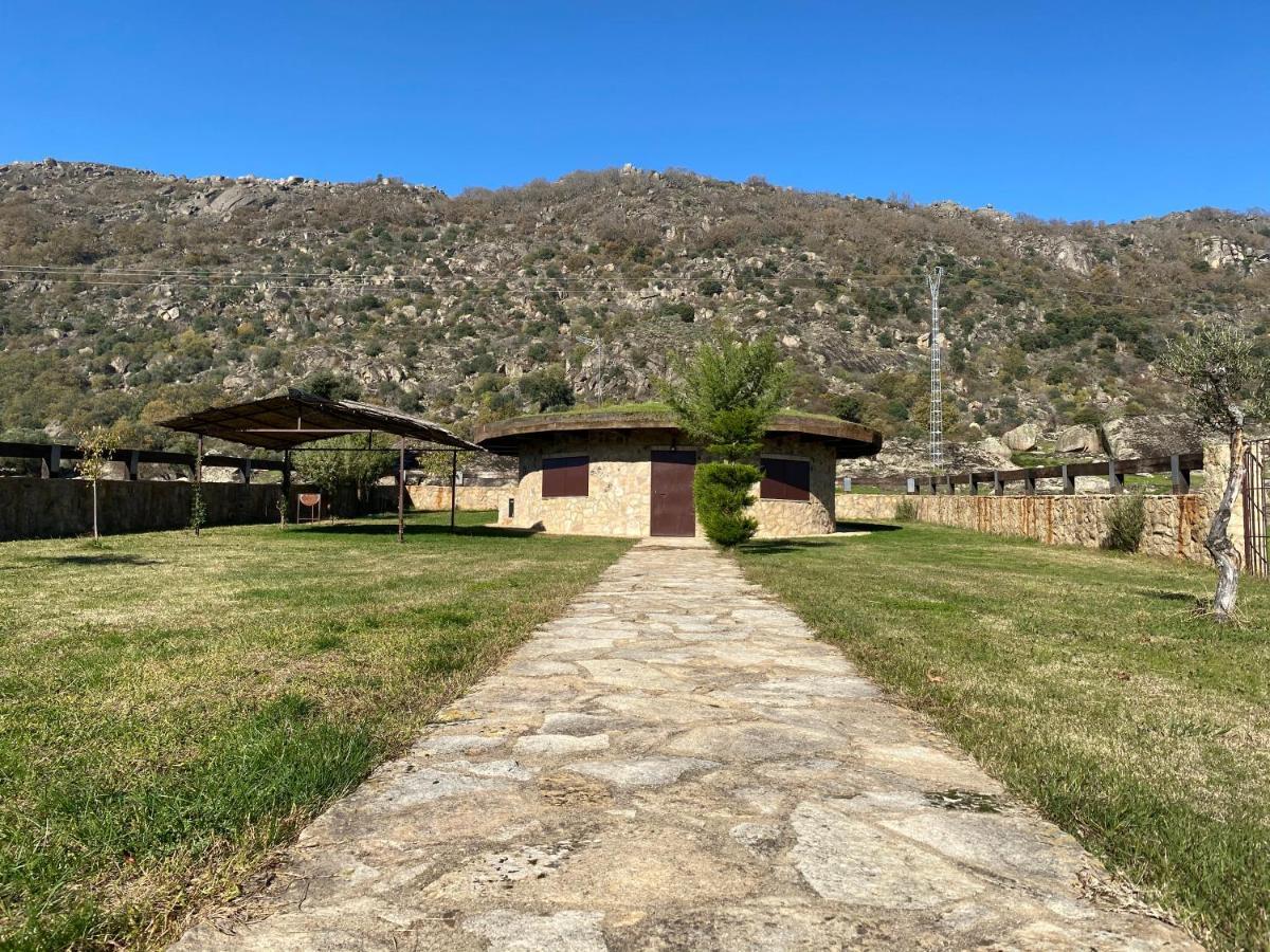 Casa Rural La Dehesa Cilleros Exteriör bild