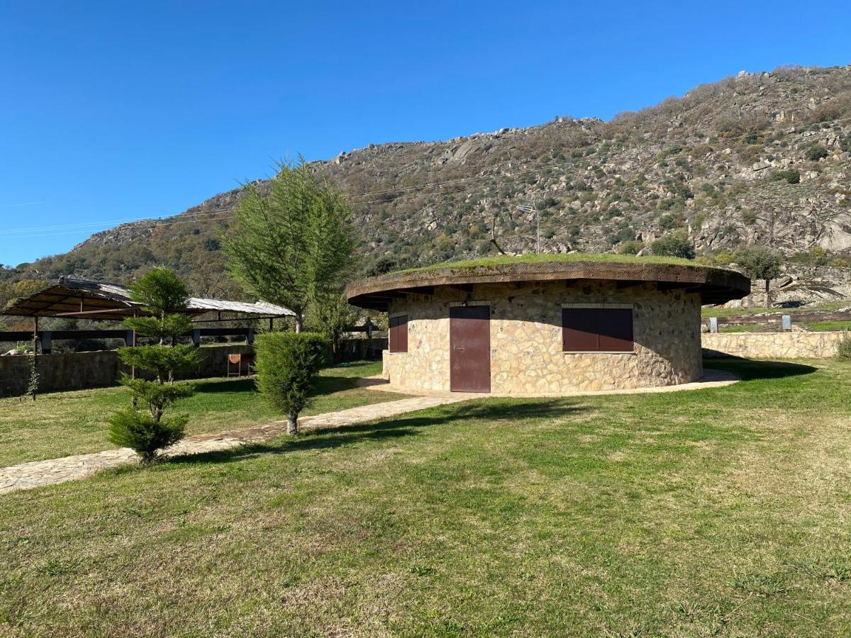 Casa Rural La Dehesa Cilleros Exteriör bild